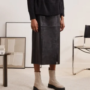 Alma Suede ^Flattered Fashion
