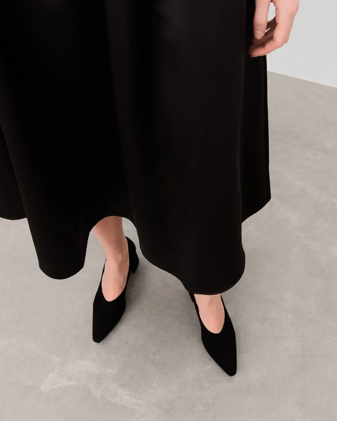 angela_suede_black_2.webp Angela Suede ^Flattered Best