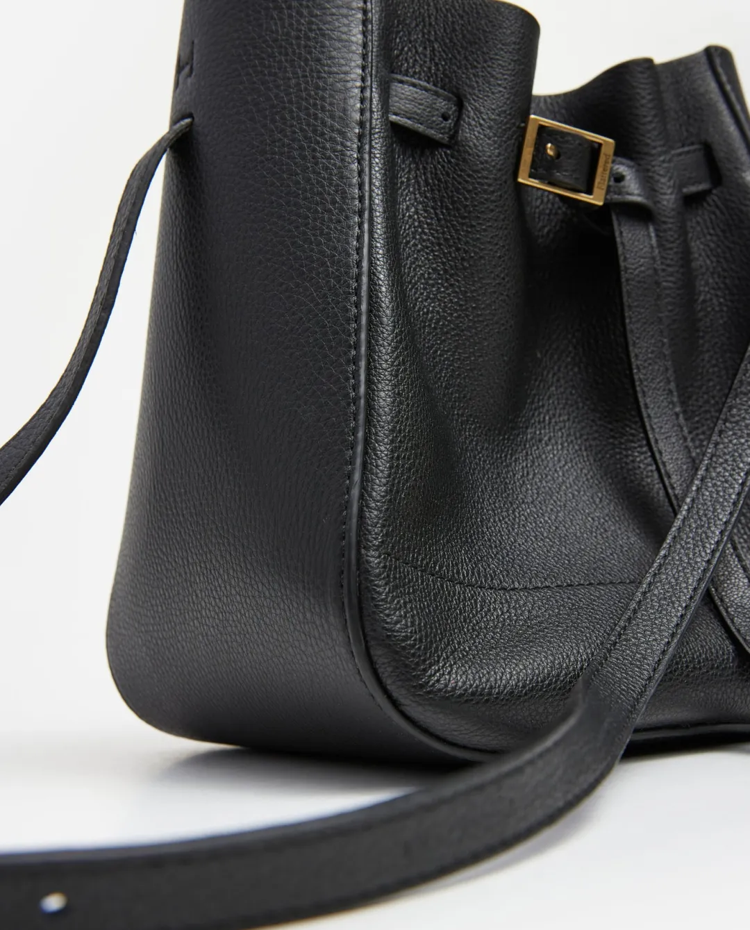 bo_mini_bucket_leather_bl_4.webp Bo Mini Bucket Leather ^Flattered Cheap