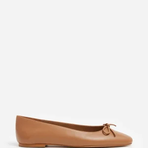 Bodil Leather ^Flattered Hot