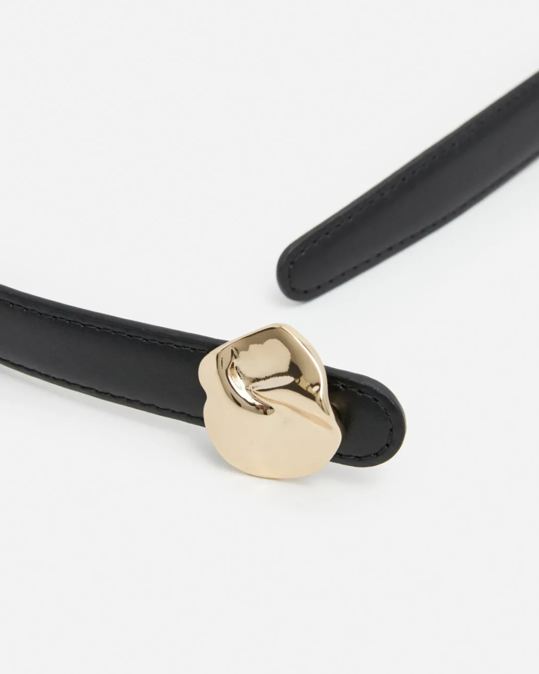 brie_belt_leather_black_3.webp Brie Belt Leather ^Flattered Flash Sale