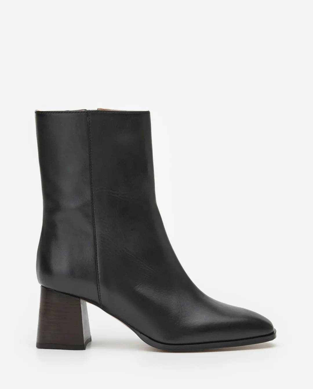 christa_leather_black_1.webp Christa Leather ^Flattered Cheap
