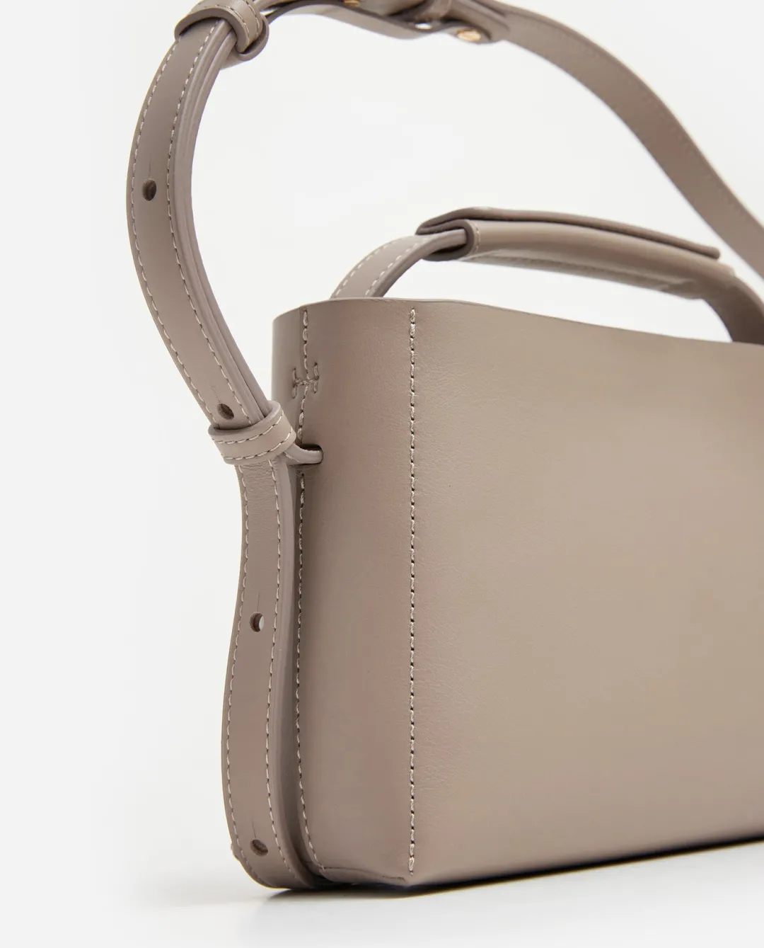 hedda_mini_handbag_leathe_4-3.webp Hedda Mini Handbag Leather ^Flattered Online