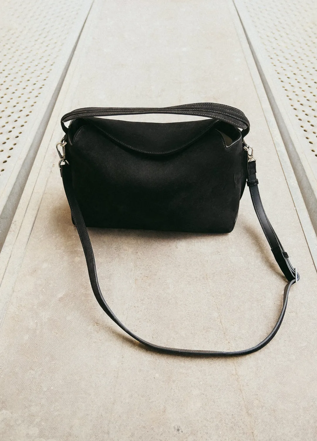 helia_handbag_suede_black_7.webp Helia Handbag Suede ^Flattered Discount