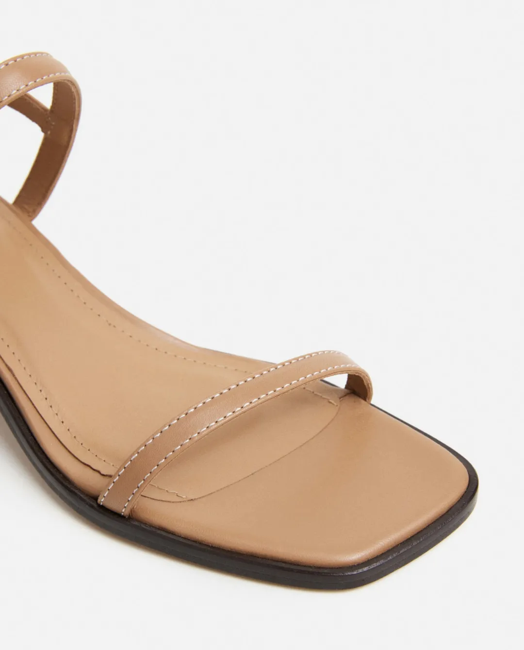 juno_leather_cognac_4.webp Juno Leather ^Flattered Outlet