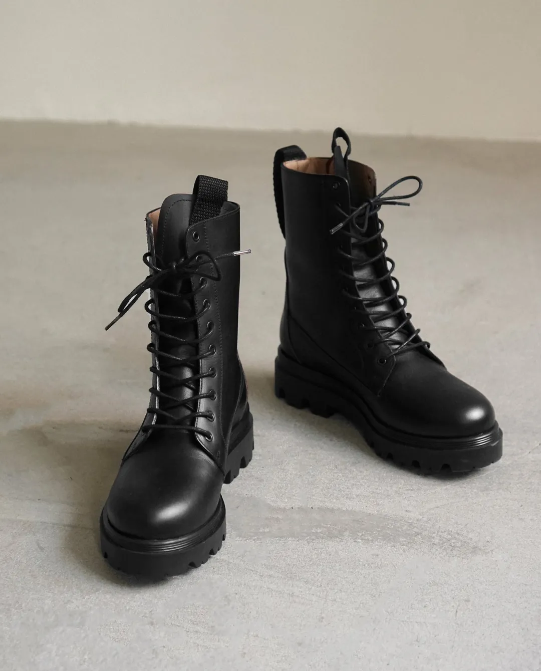 lovi_leather_black_5.webp Lovi Leather ^Flattered Store