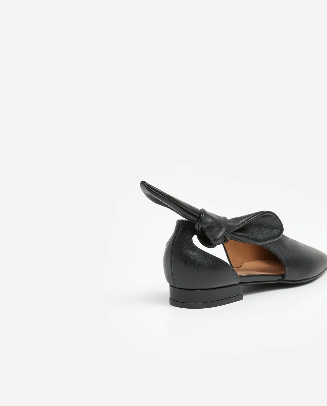 nancy_leather_black_3.webp Nancy Leather ^Flattered Online