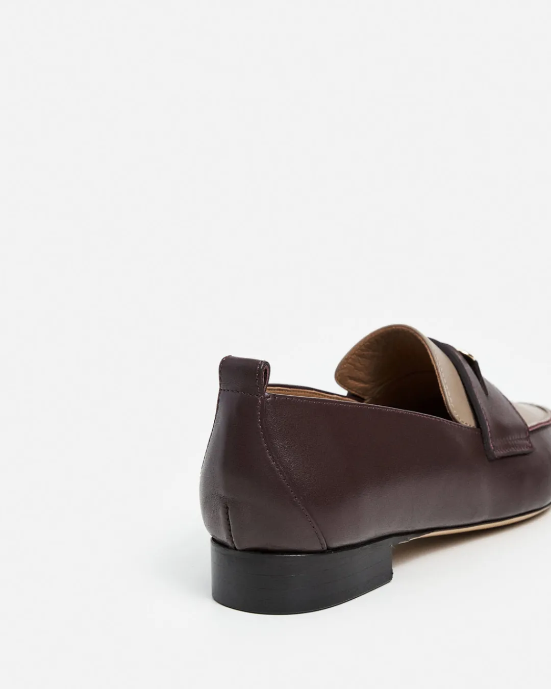 penelope_leather_taupebur_5.webp Penelope Leather ^Flattered Sale