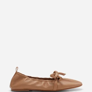 Polly Leather ^Flattered New