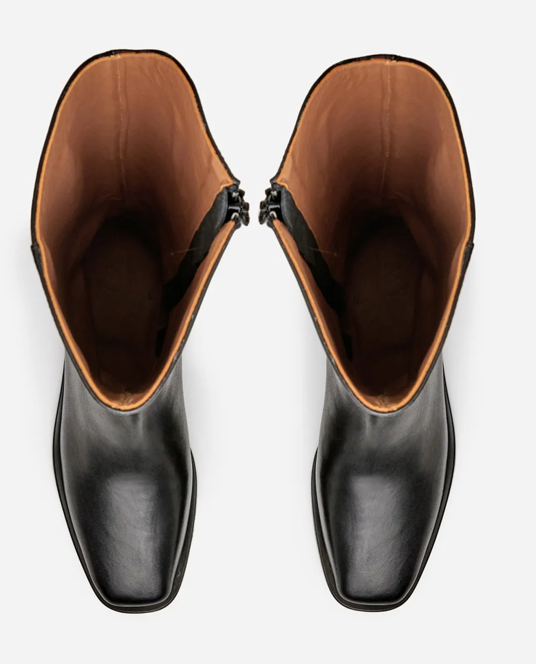 robyn_leather_black_2.webp Robyn Leather ^Flattered Store