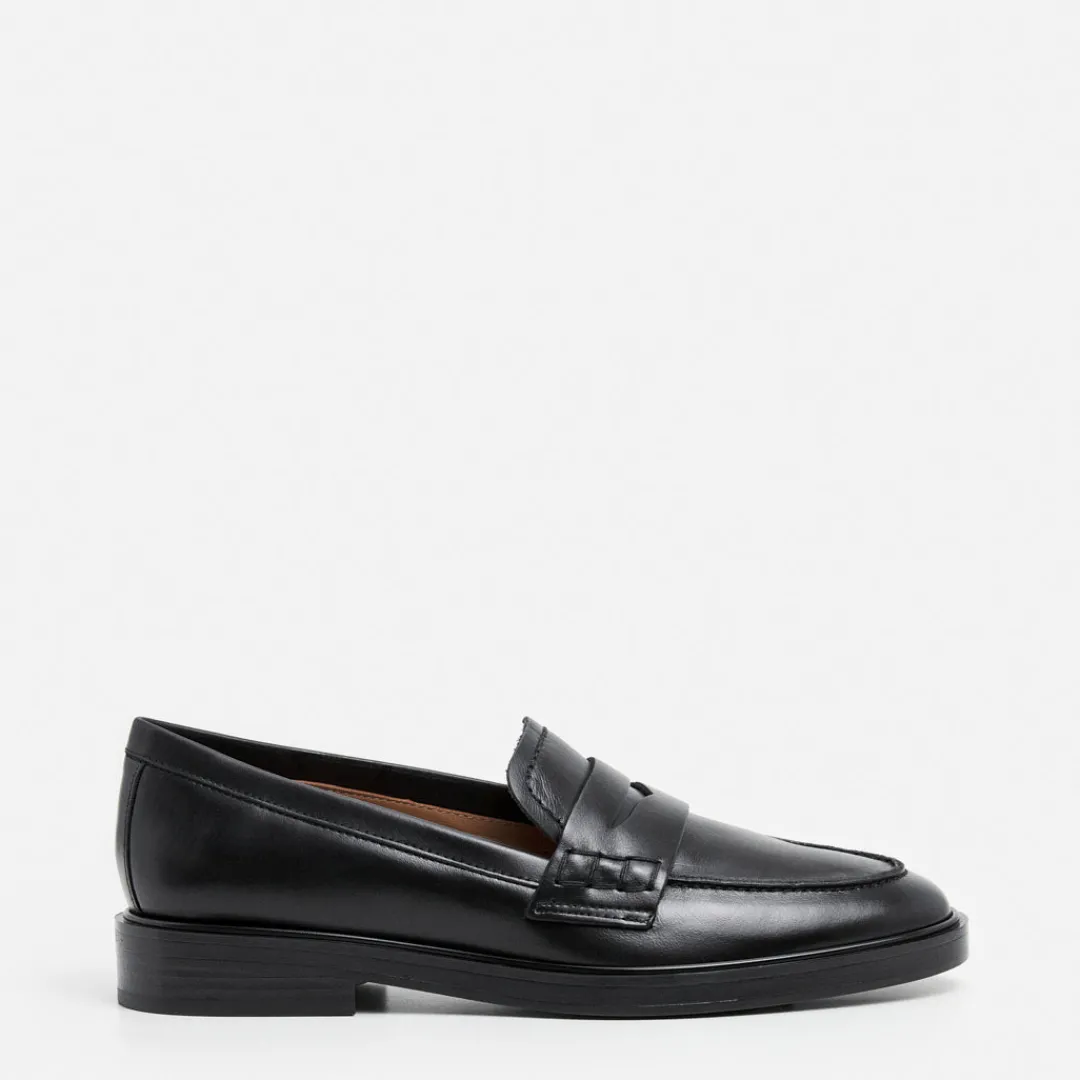 sara_leather_black_0.webp Sara Leather ^Flattered Fashion