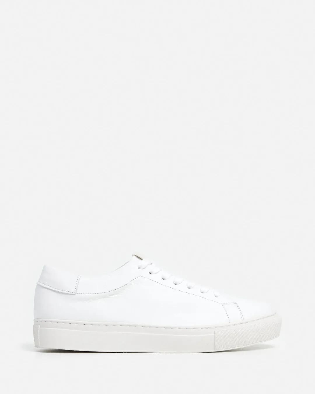 stockholm_leather_off_whi_1.webp Stockholm Leather White^Flattered Online
