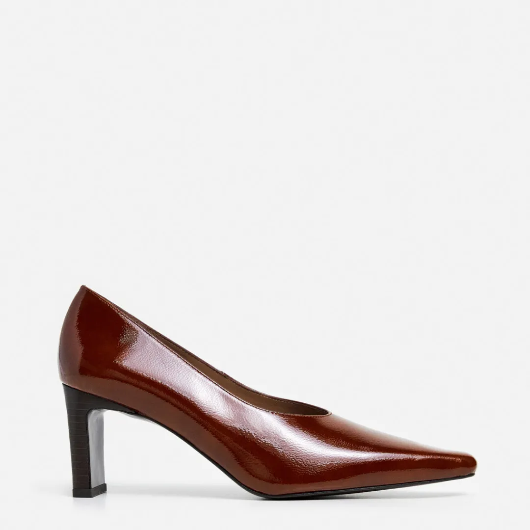 tove_leather_patent_brick_0.webp Tove Leather Brick Red^Flattered Shop